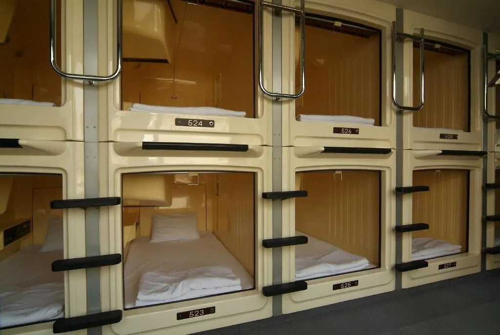 Capsule Hotel & Sauna Ikebukuro Plaza Токио